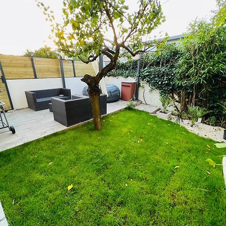 Superbe Appartement Avec Jardin Et Parking Prive Ris-Orangis Esterno foto