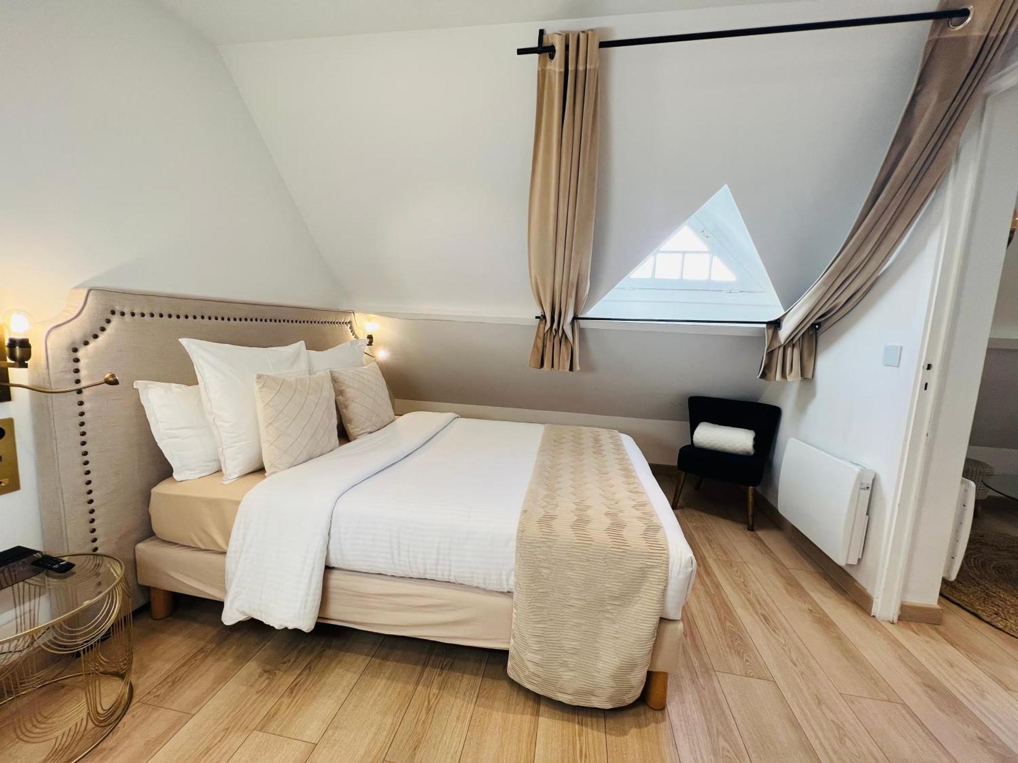 Superbe Appartement Avec Jardin Et Parking Prive Ris-Orangis Esterno foto